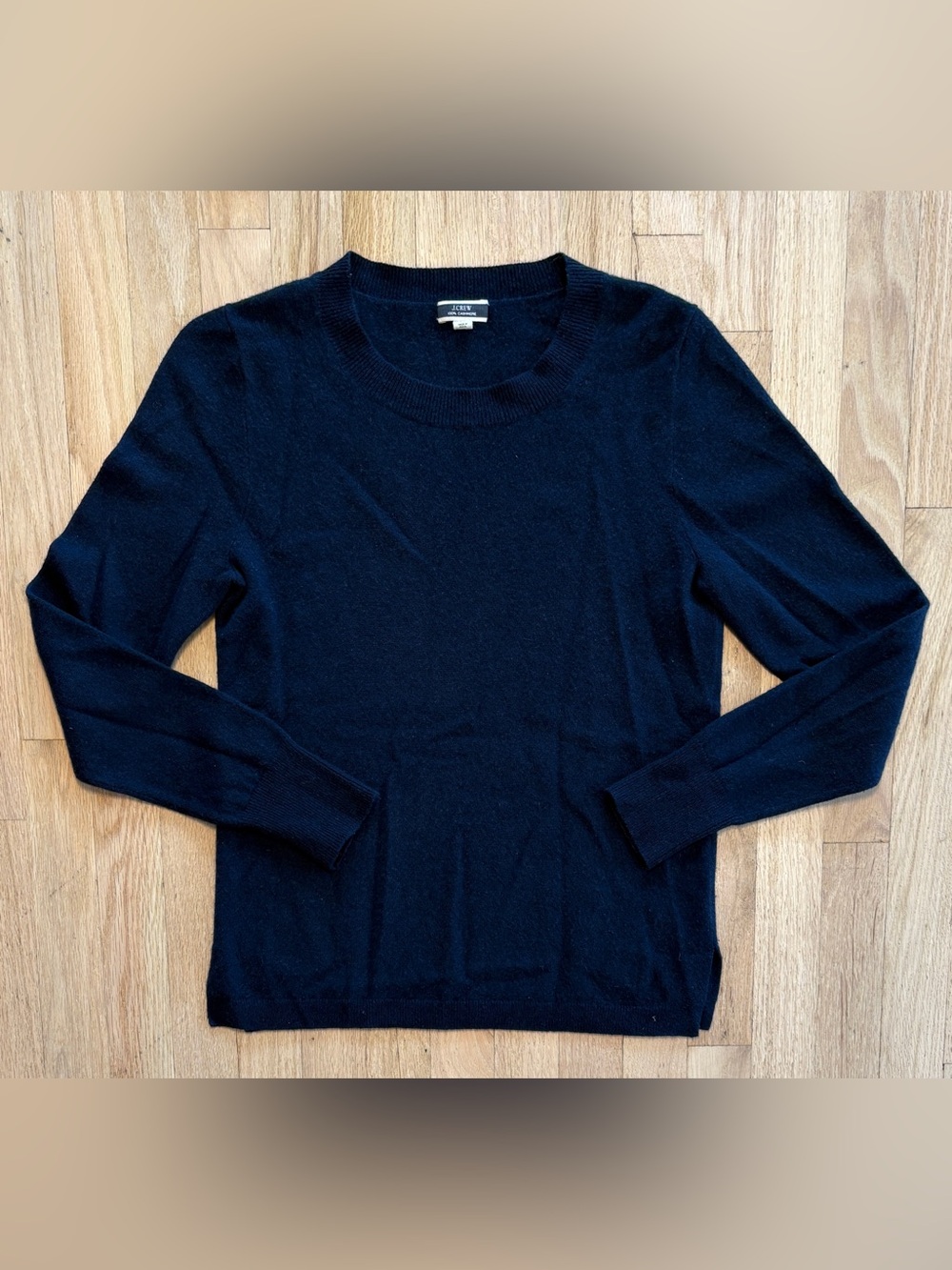 J.Crew 100% Cashmere Crewneck Sweater Navy Blue Cozy Side Slit Size Medium M - Picture 2 of 5